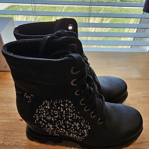 Sorel Joan of Arc Wedge womens boot black Sz. 9 NWOB